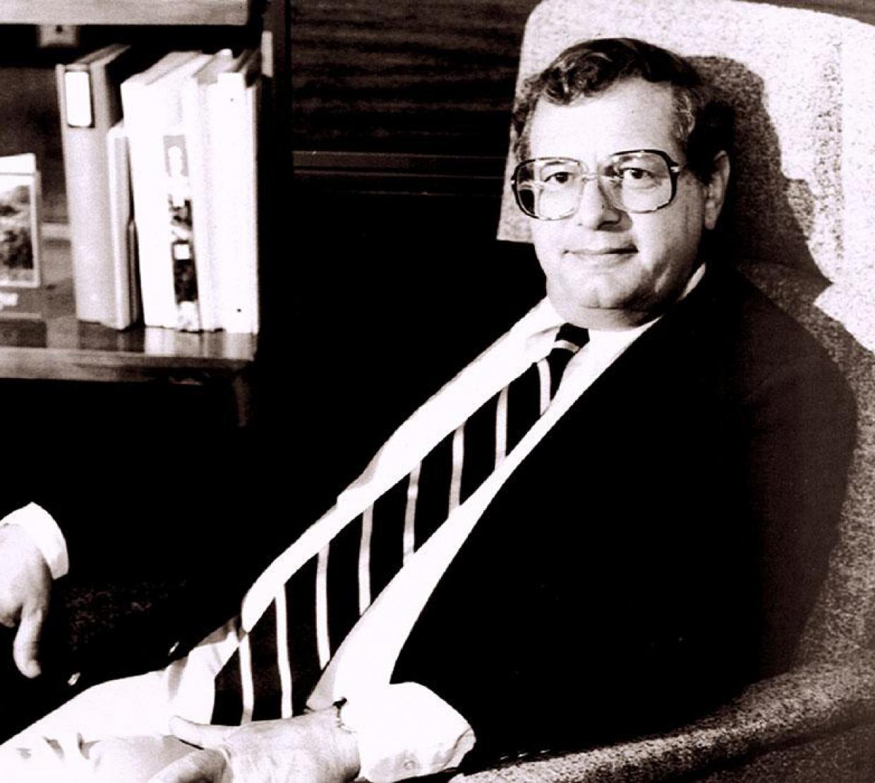 Dean Fred Horne in the Dean's Office