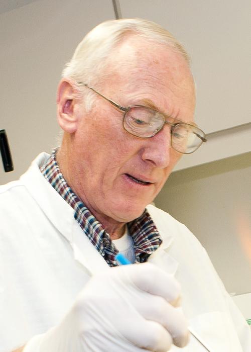 Richard Holt in a lab