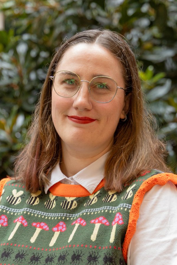 head shot of Jen Bailey