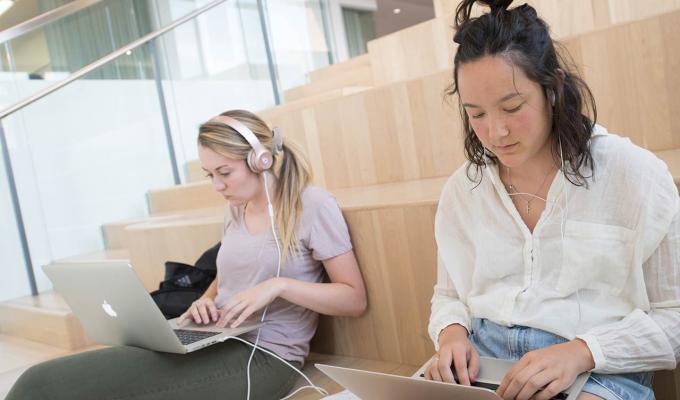 two female students studying in the Learning Innovation Center