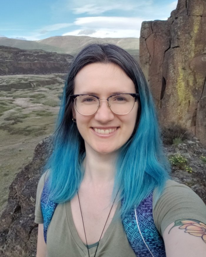 Kelsey outside at Horsethief Butte