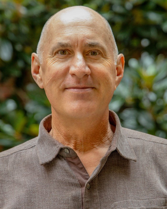 head shot of Dave Lytle